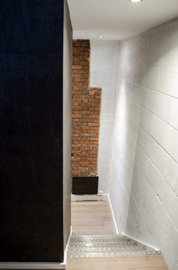 Spacious & Modern 2 Bed At Knightsbridge Londra